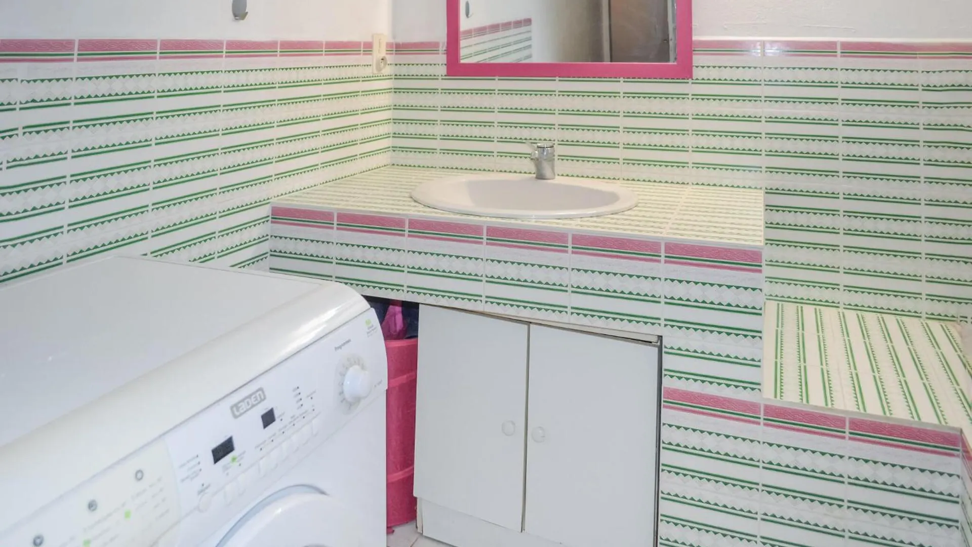 Stunning Home In Fauroux With Wifi